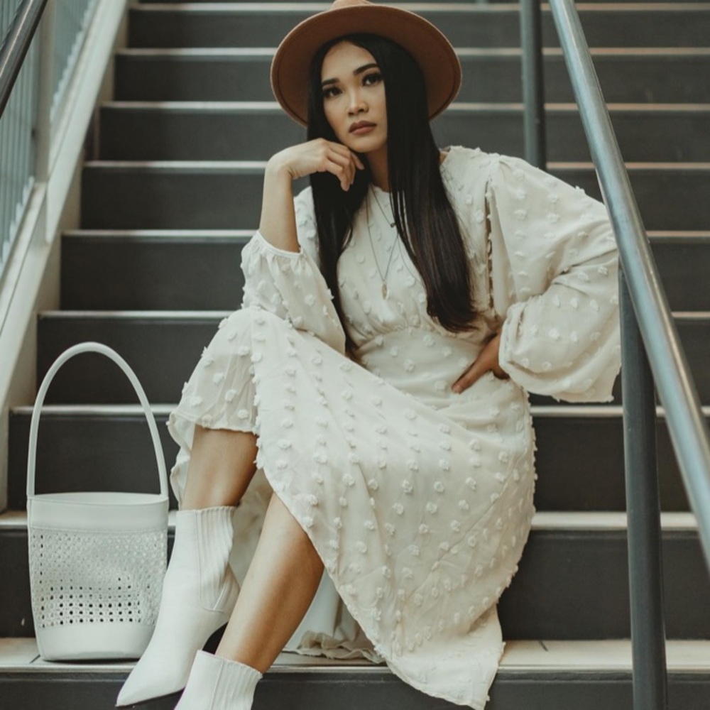 COTTON CANDY MIDI DRESS CREAM CHICH WISH